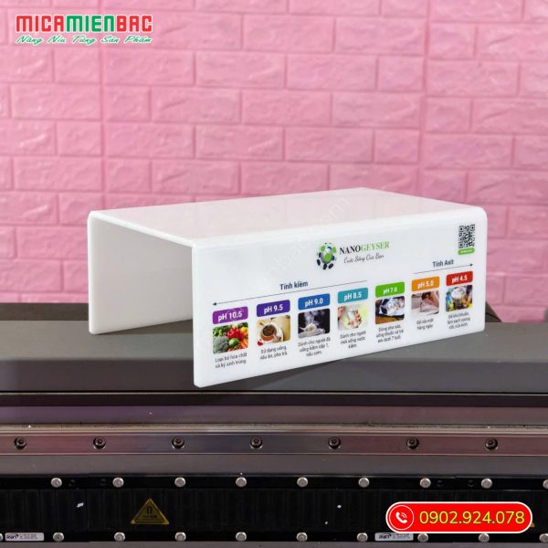 kệ chữ U bằng mica