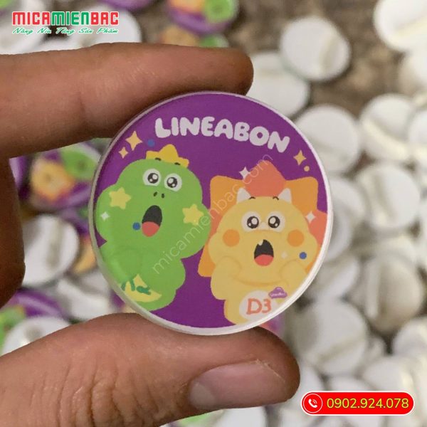 huy hiệu cài cáo