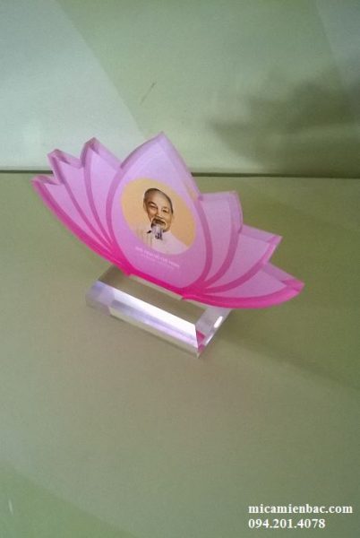 kỷ niệm chương bằng mica