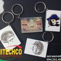 làm móc khóa mica