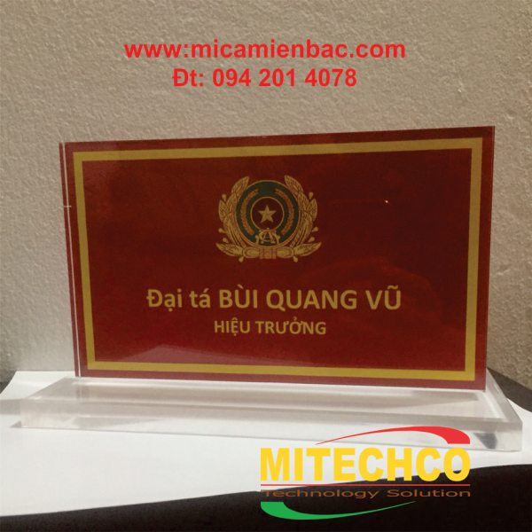 Biển chức danh để bàn trong ngành quân đội, công an