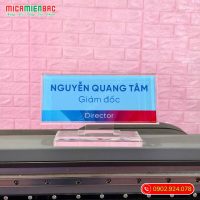 biển chức danh mica