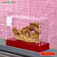 hộp mica trưng bày tượng gỗ